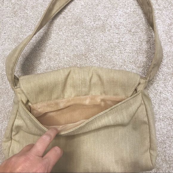 ⭐️Maxx New York Tan Canvas wooden purse bag - Picture 5 of 9
